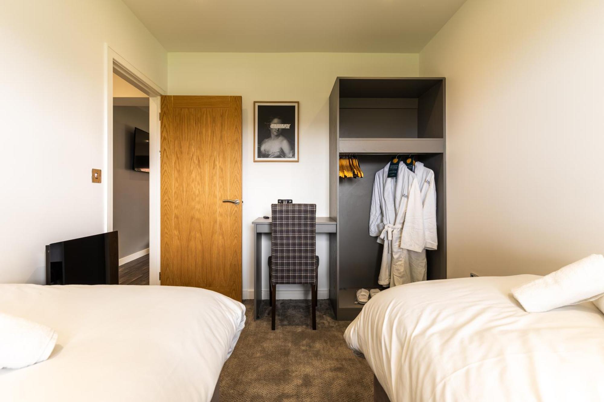 Marian Resort And Spa Престатин Екстериор снимка