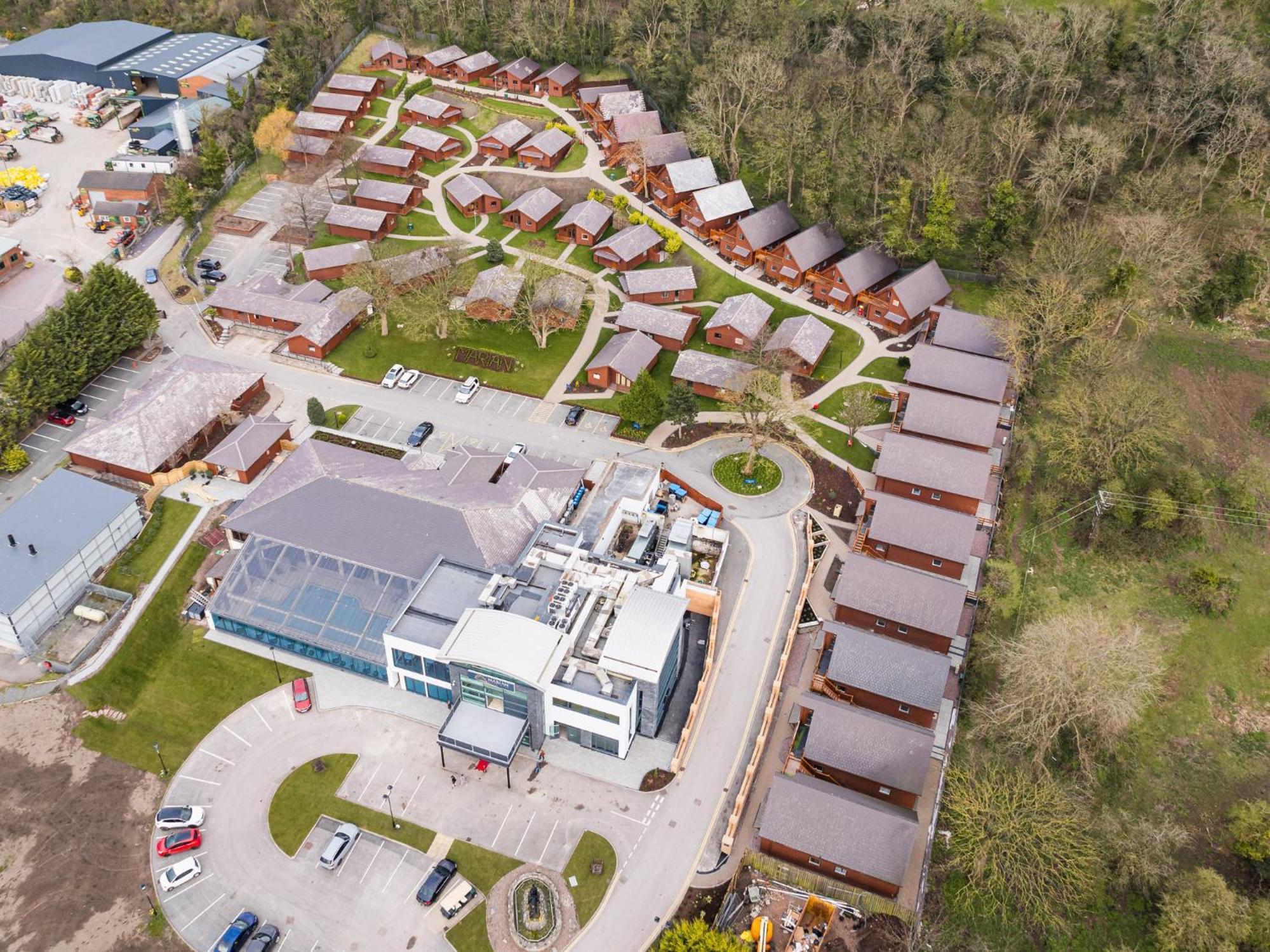 Marian Resort And Spa Престатин Екстериор снимка